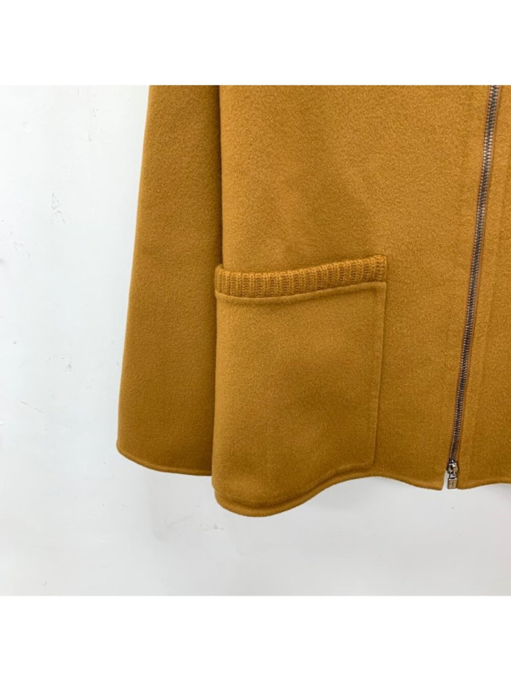 Loro Piana Dark Brown Cashmere Zip-Up Jacket - Picture 4 of 8